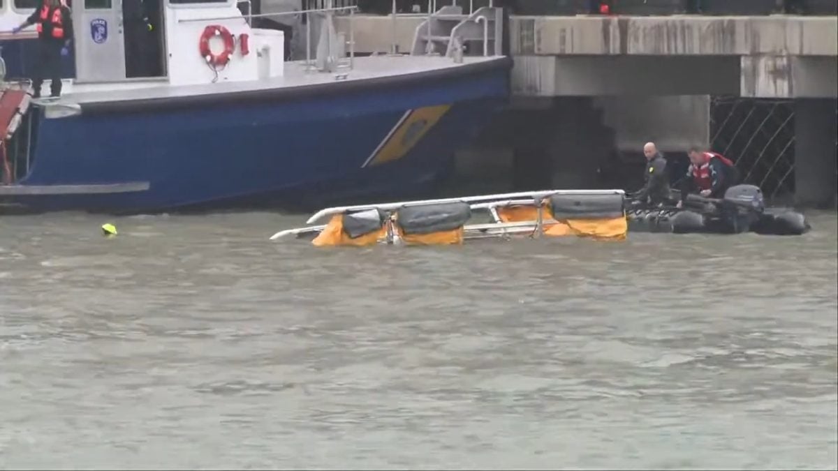 Helicóptero cae en el río Hudson de Nueva York reportan al menos 6 personas fallecidas