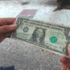 ONEI confirma que el salario promedio en Cuba es de 16 dólares al mes
