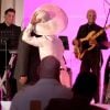 Otaola y Carlos otero beso (1)