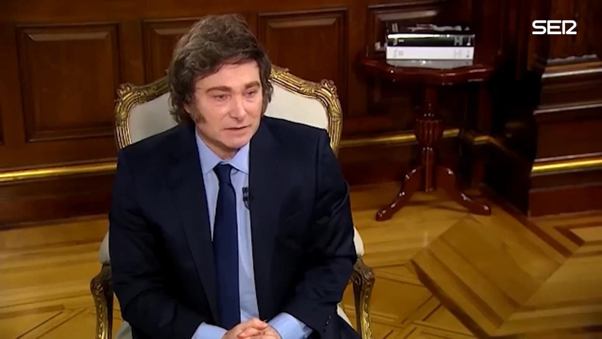 Piden a Javier Milei eliminar la visa para los cubanos que quieran entrar a Argentina