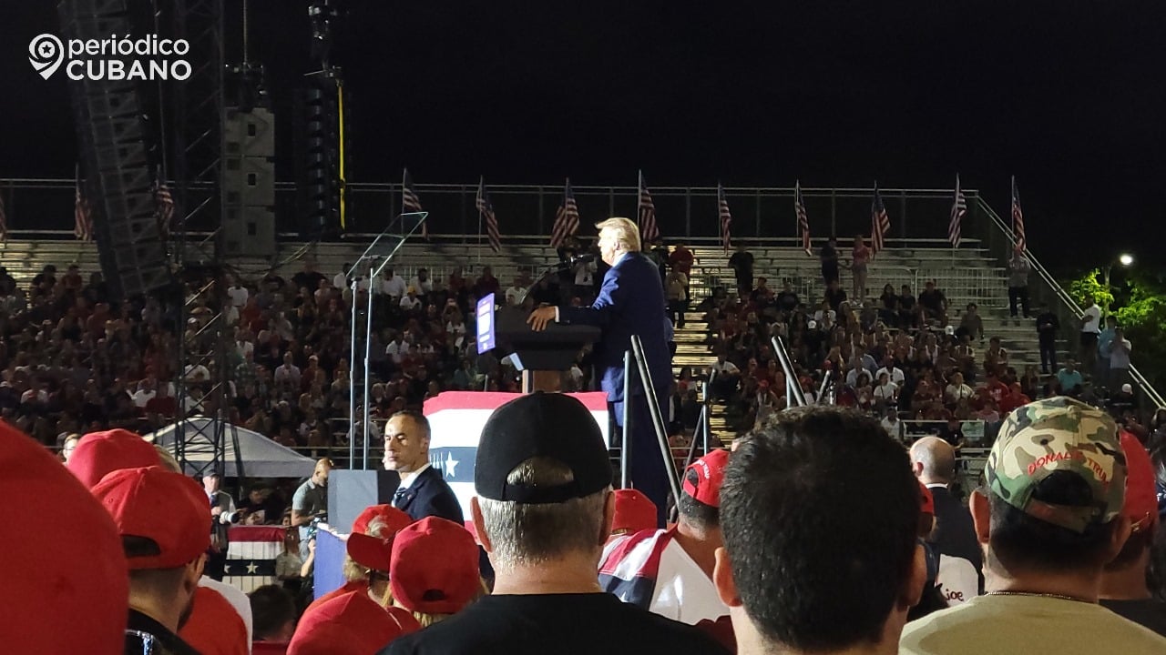 Trump habla en español para explicar que es MAGA