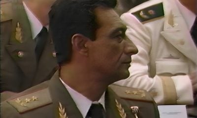 Arnaldo Ochoa biografía del héroe militar que terminó siendo víctima del régimen castrista