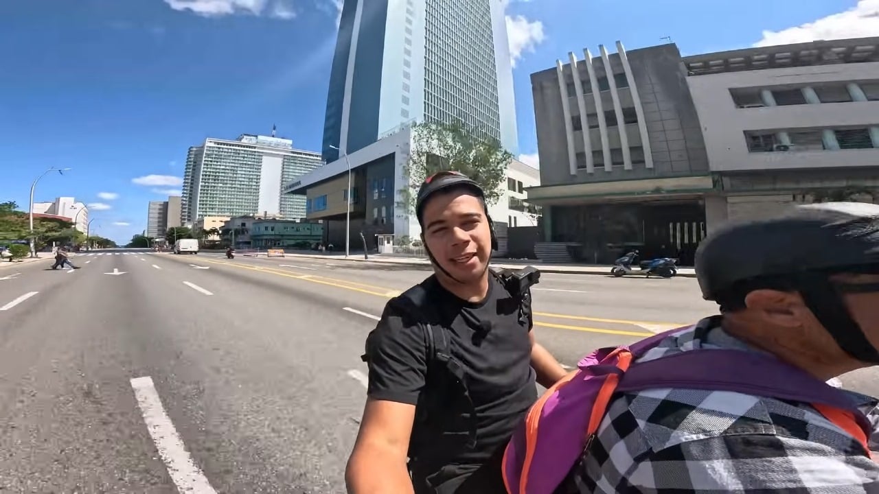 Así funciona el “Uber cubano” para transportarse en La Habana