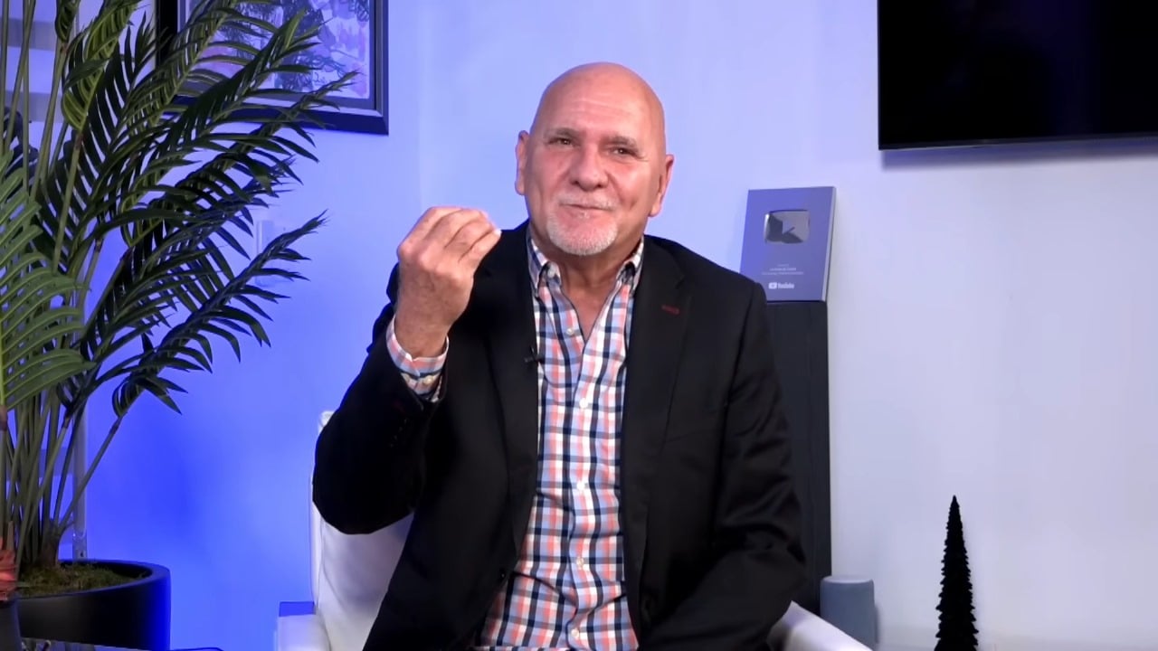 Carlos Otero se pronuncia sobre el cierre de América Tevé “han destruido un canal tan importante”