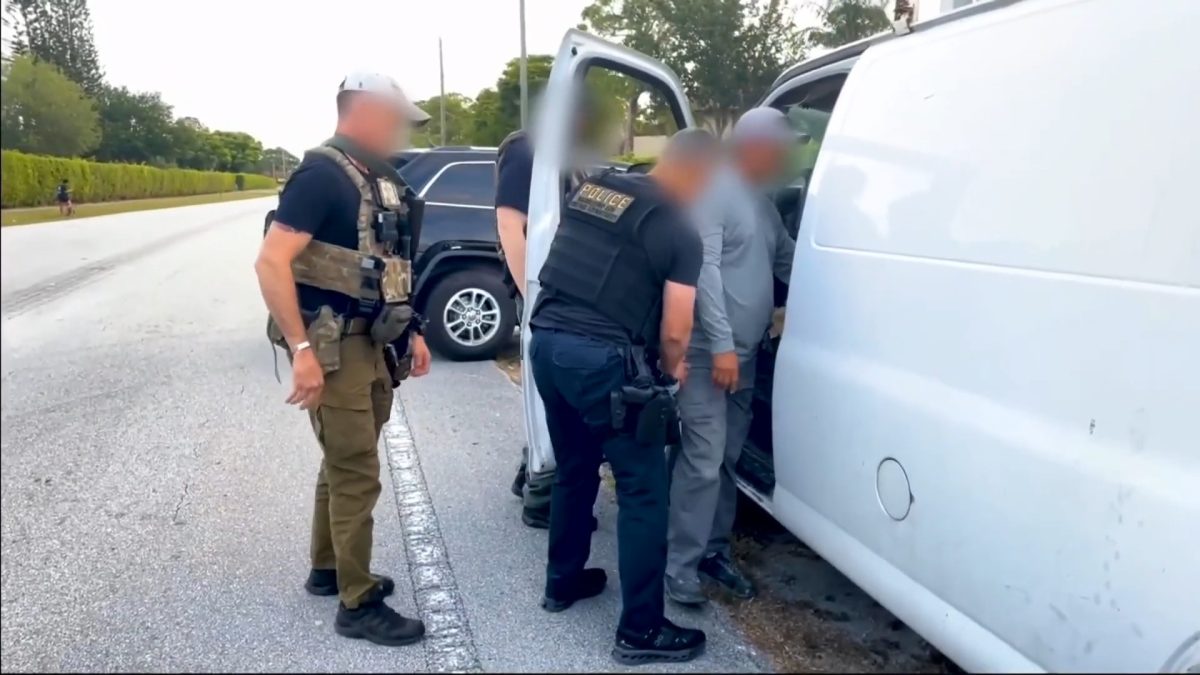Florida realiza la mayor operación de arrestos de migrantes de su historia