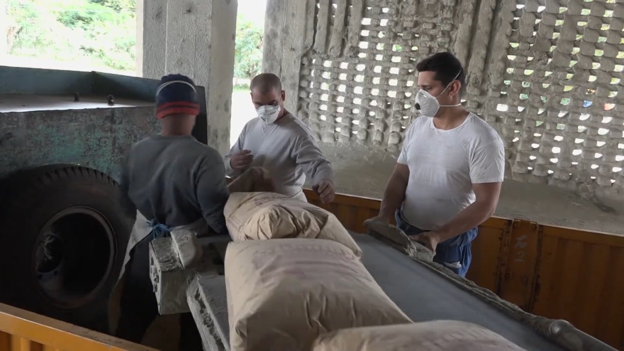 Gaceta Oficial dispone nuevos precios para un saco de cemento en Cuba