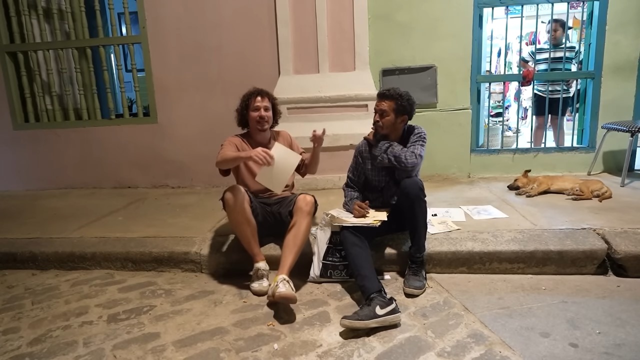Luisito Comunica sugiere que gracias a Fidel Castro muchos cubanos son propietarios de sus viviendas (2)