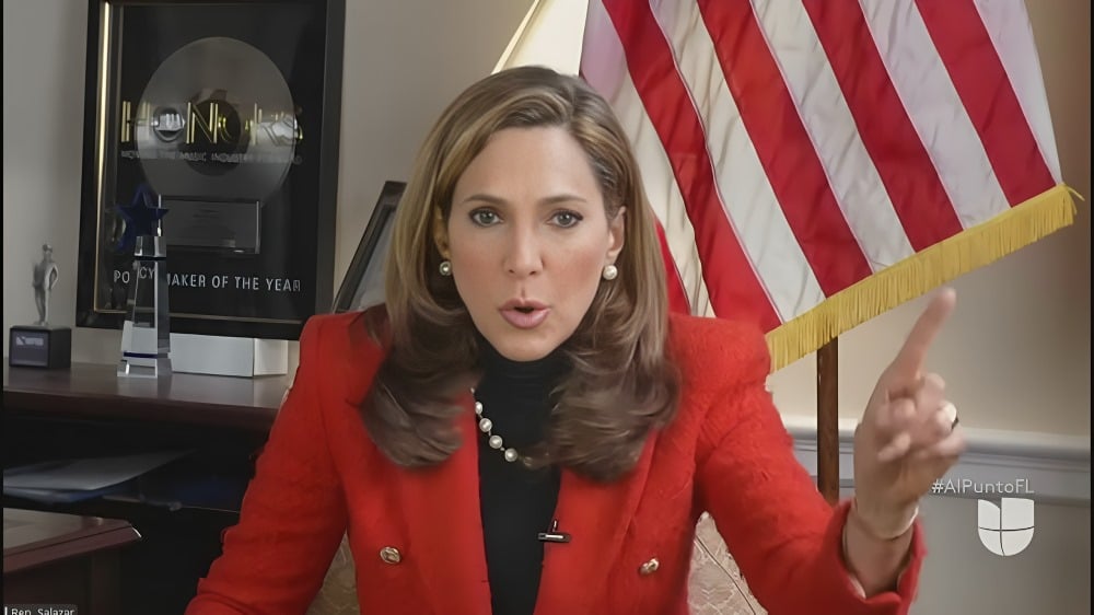 María Elvira Salazar anuncia la liberación de todas las cubanas con I-220A