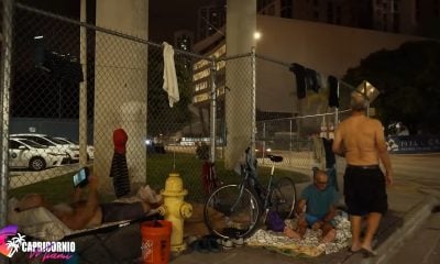 Youtuber entrevista a los cubanos sin hogar que viven en las calles de Miami (1)