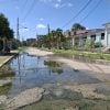 El barrio habanero Casino Deportivo se encuentra inundado de aguas negras