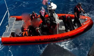 Guardia Costera rescata a 20 balseros cubanos perdidos en un cayo de Bahamas