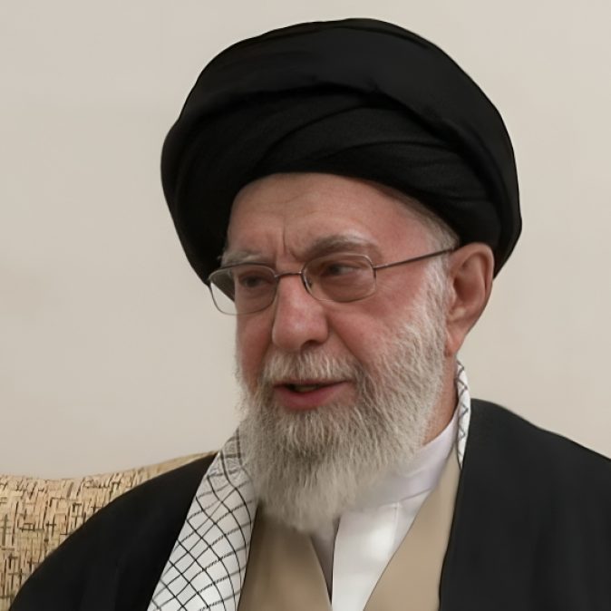 Israel tenía un plan para eliminar al líder de Irán: “se escondió en instalaciones de máxima seguridad”