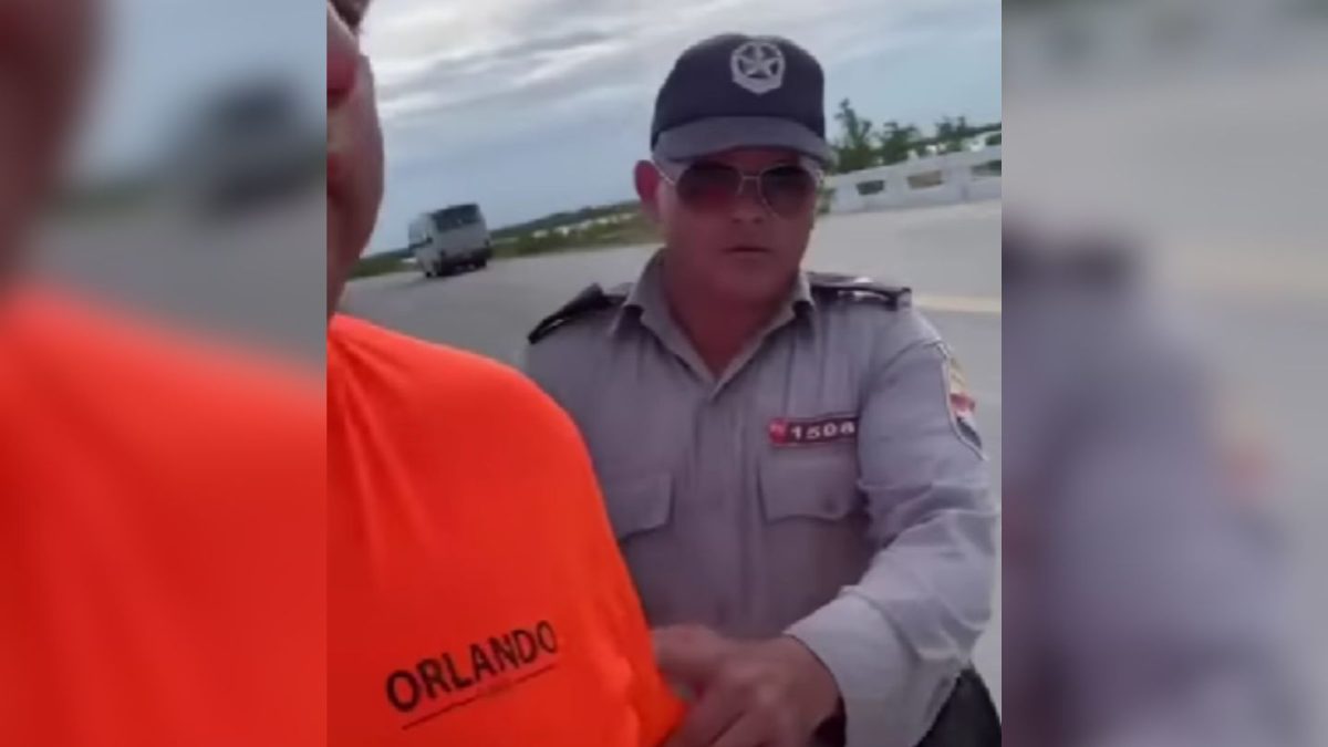 Joven cubanoamericano detenido por grabar a un policía en Villa Clara