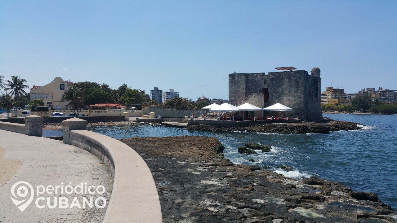 Licitan espacios en el Malecón habanero con precios de 150 CUP por metro cuadrado