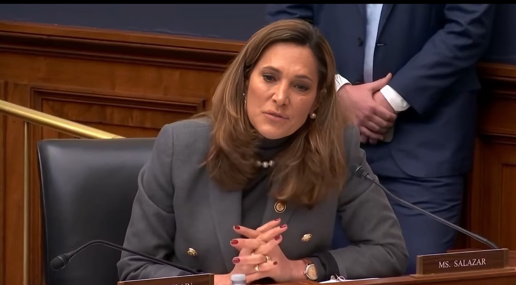 María Elvira Salazar alerta sobre el impacto económico de las deportaciones masivas en EEUU