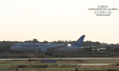 Boeing 787-900,