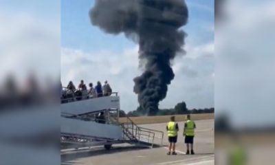 Avión sanitario se estrella segundos después de despegar de un aeropuerto en Inglaterra