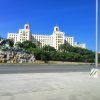 Cuba concluye la primera mitad del año con 327.799 turistas menos
