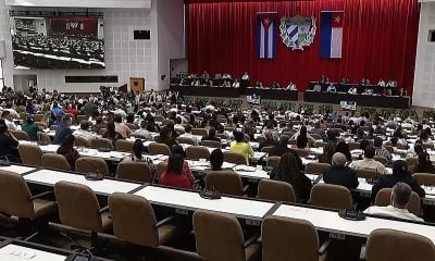 Cubanos piden que renuncien todos los que aplaudieron a la ministra