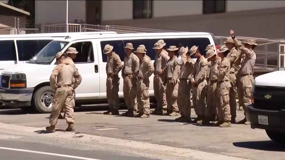 Despliegan 200 marines en Florida para colaborar con el ICE en apoyo logístico