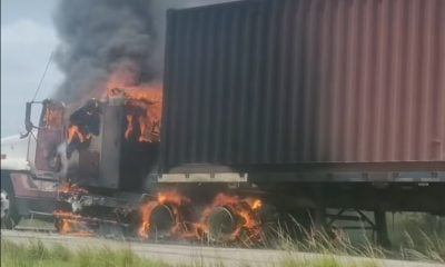 Se incendia camión de Mipyme cargado de cerveza en la carretera central 2
