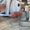 Un litro a la semana: nueva distribución de la leche de la bodega para niños entre siete y trece años