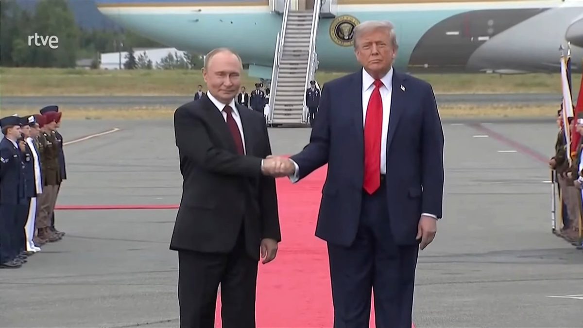 Donald Trump y Vladímir Putin realizan un encuentro bilateral en Alaska1