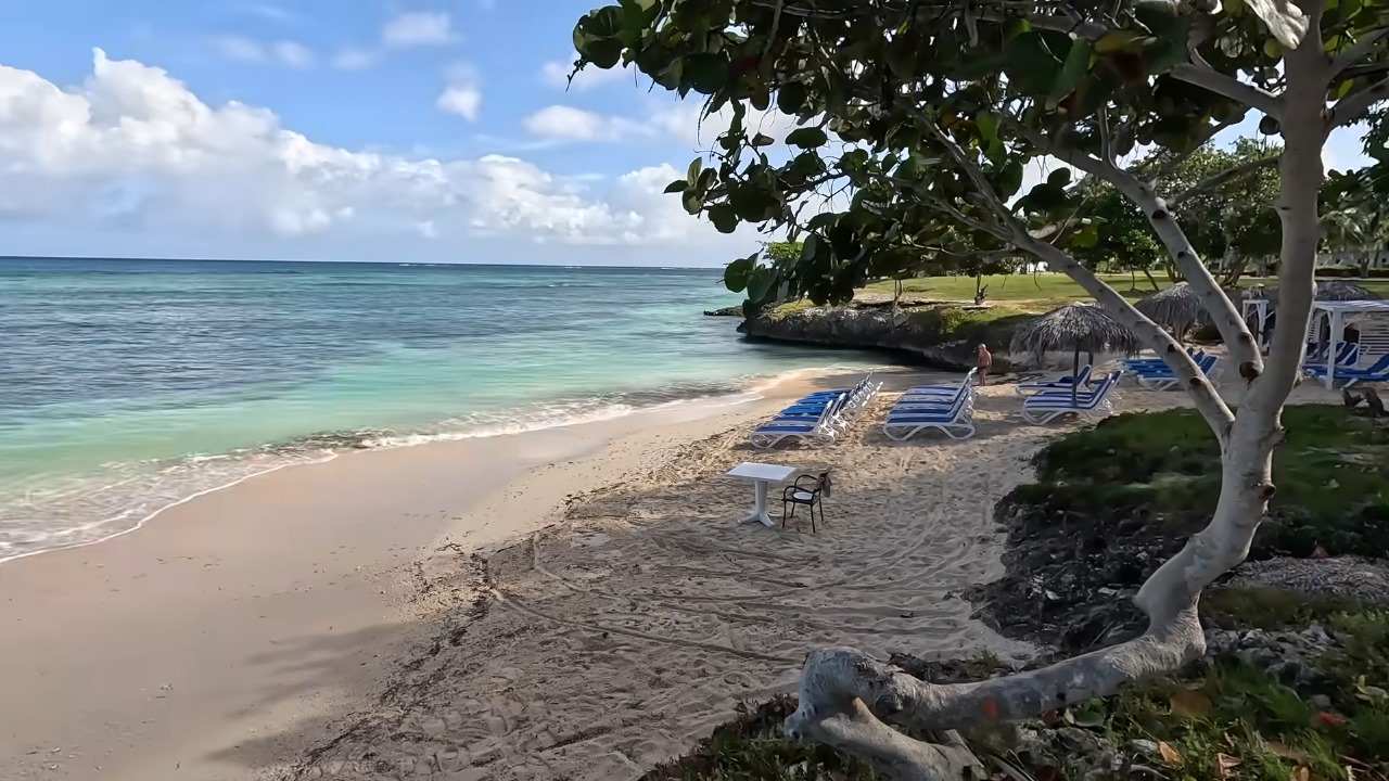 Expulsan a periodista oficialista del hotel Starfish en Guardalavaca