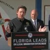 Gobernador Ron DeSantis ofrece detalles sobre un nuevo centro de detención migratoria en Florida (1)