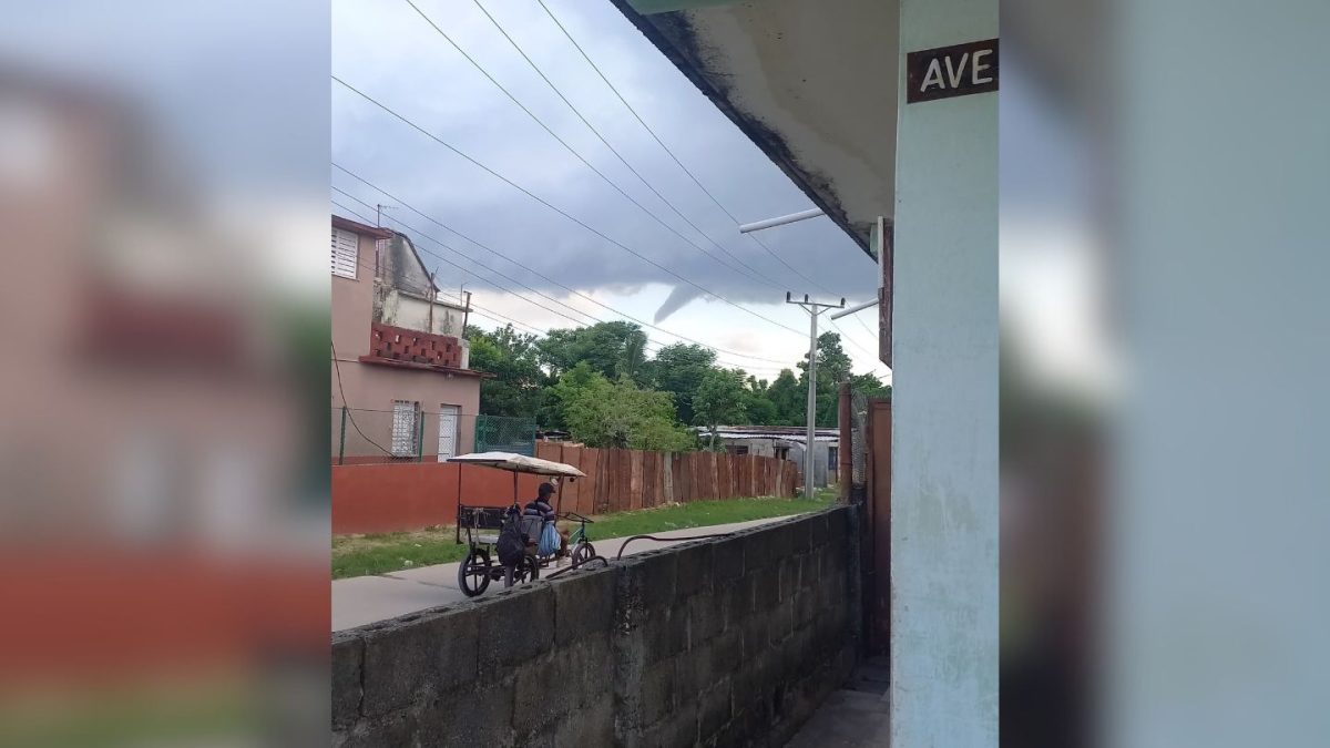 “Rabo de nube” se forma en Guanajay sin representar peligro para la población