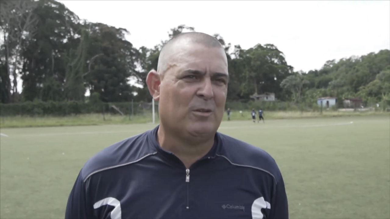 Yunielys Castillo renuncia como director del equipo Cuba de fútbol