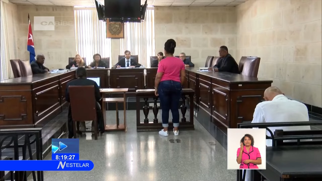 Madre y padrasto son condenados en La Habana tras delitos contra niñas menores