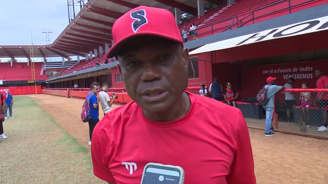 Santiago de Cuba destituye al manager del equipo de béisbol por constantes equivocaciones