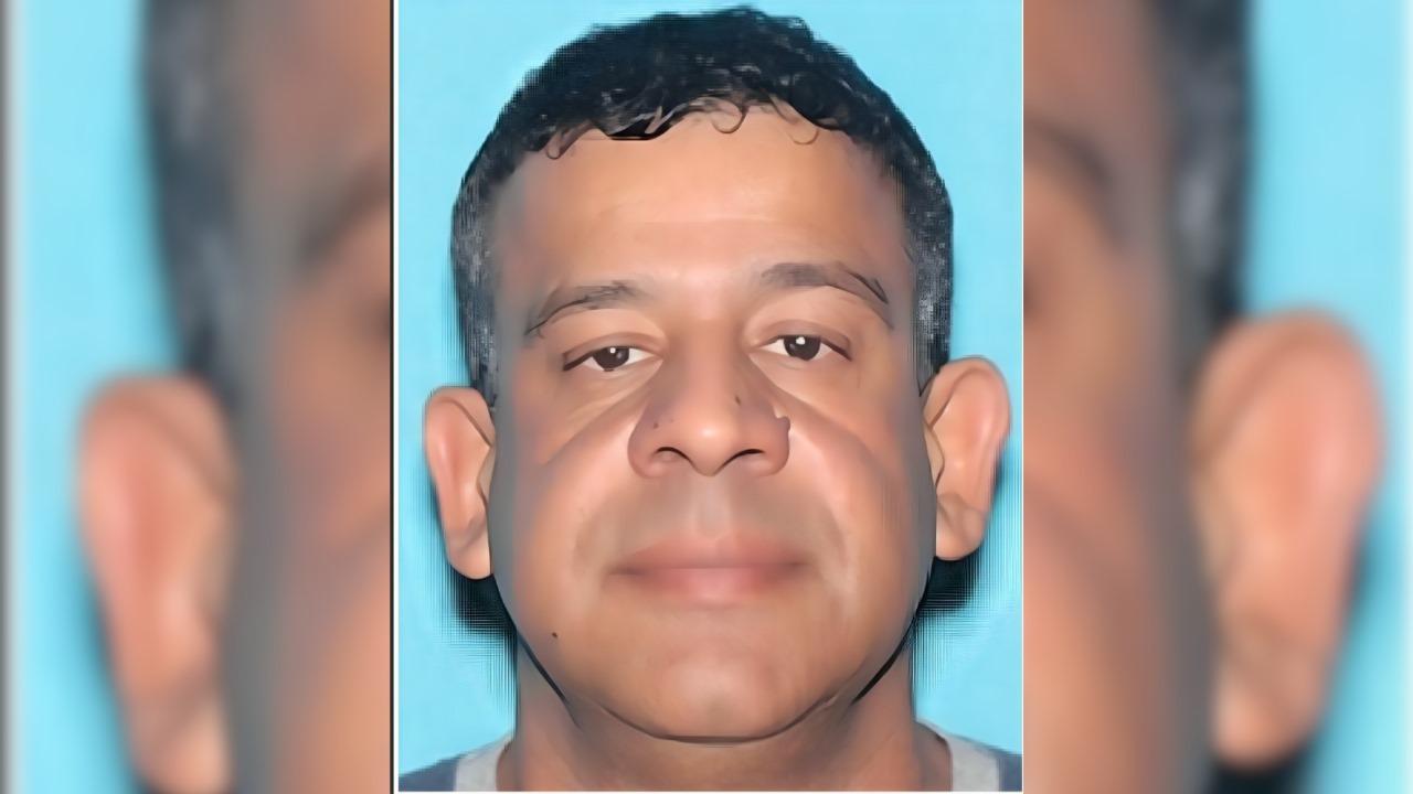 Texas ofrece 4.000 dólares de recompensa por fugitivo cubano acusado de “delitos graves”