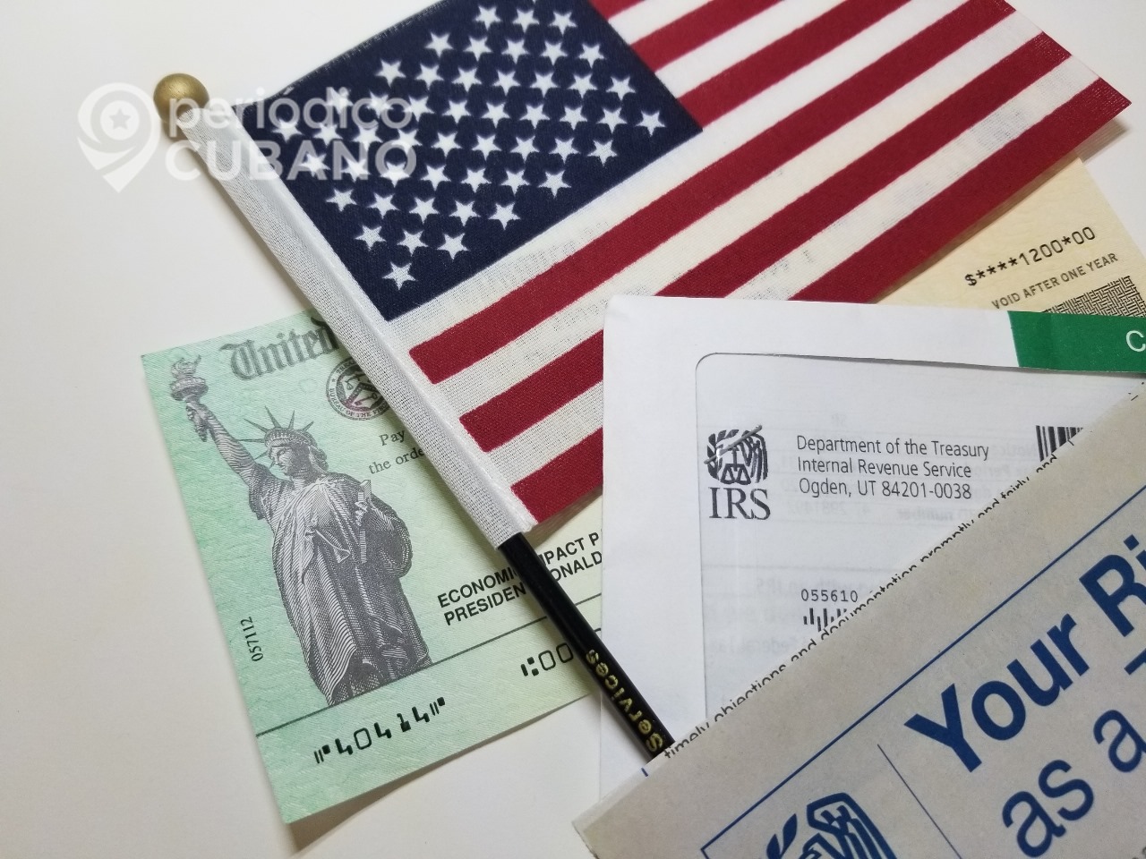 Trump dará un cheque de estímulo de 2.000 dólares a casi todos los estadounidenses