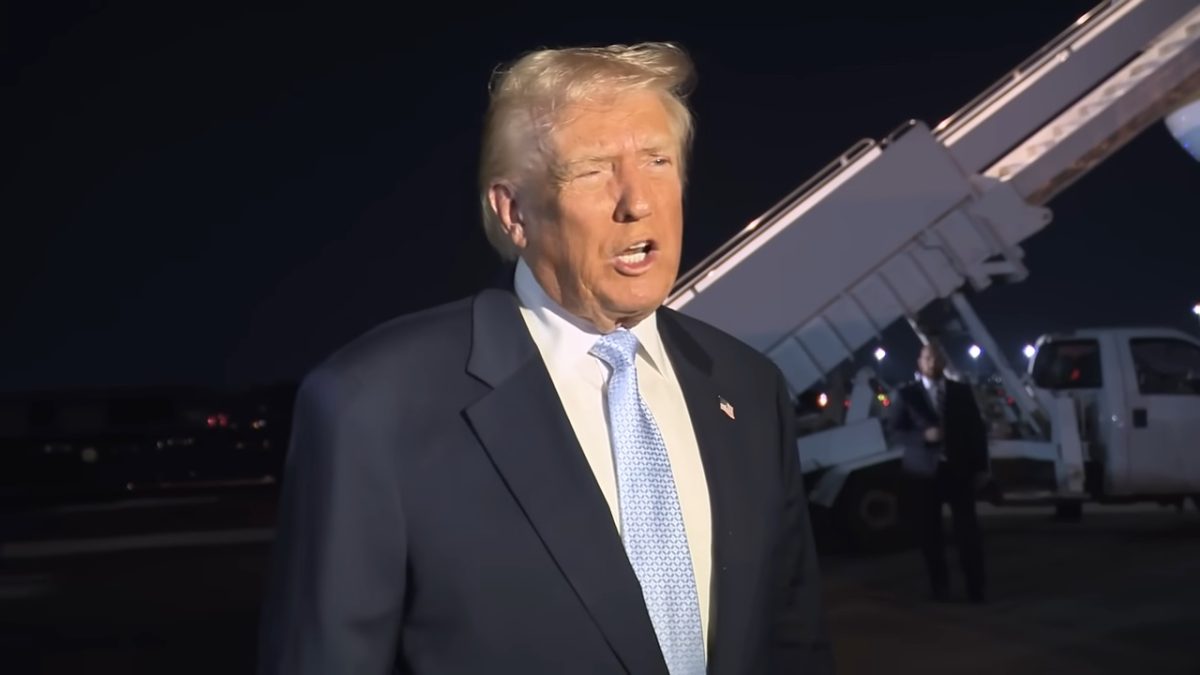Trump evoca la pena capital para demócratas que instan a militares a desobedecer órdenes