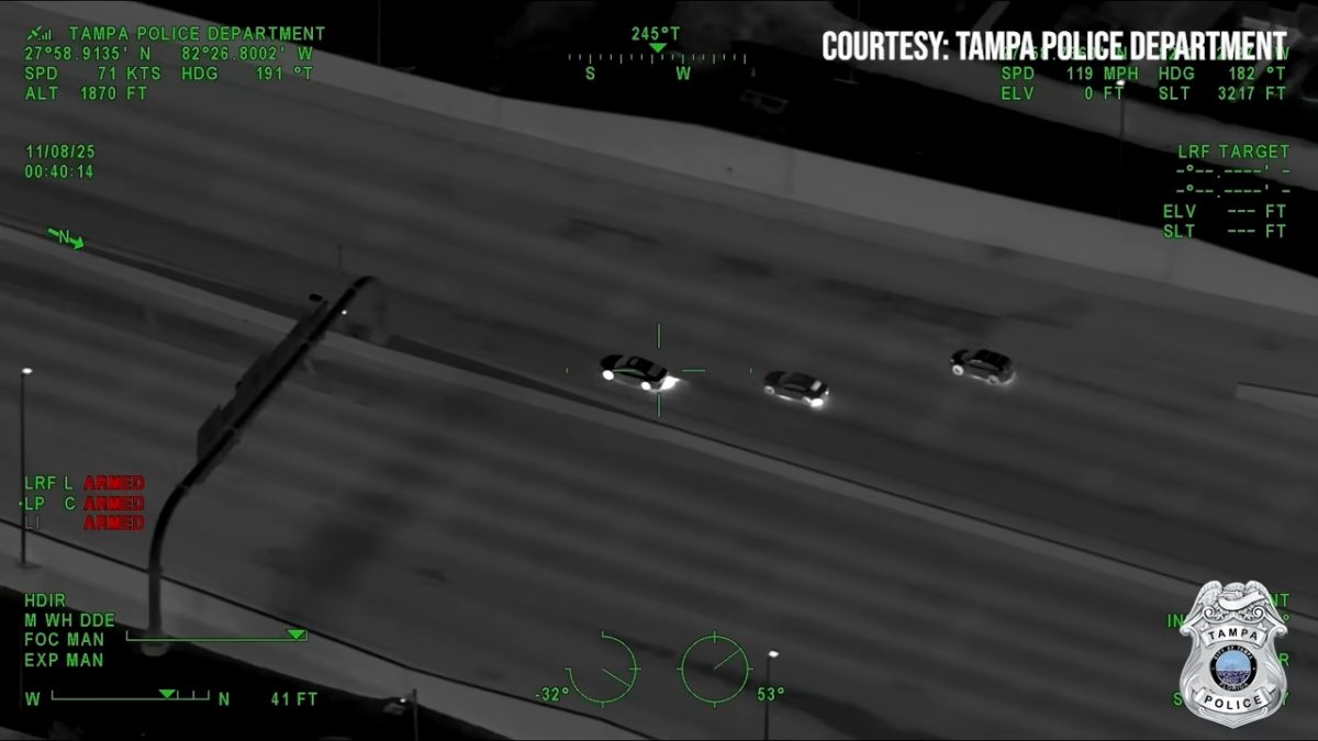 Vehículo en fuga se estrella contra un bar en Tampa cuatro muertos y 11 heridos