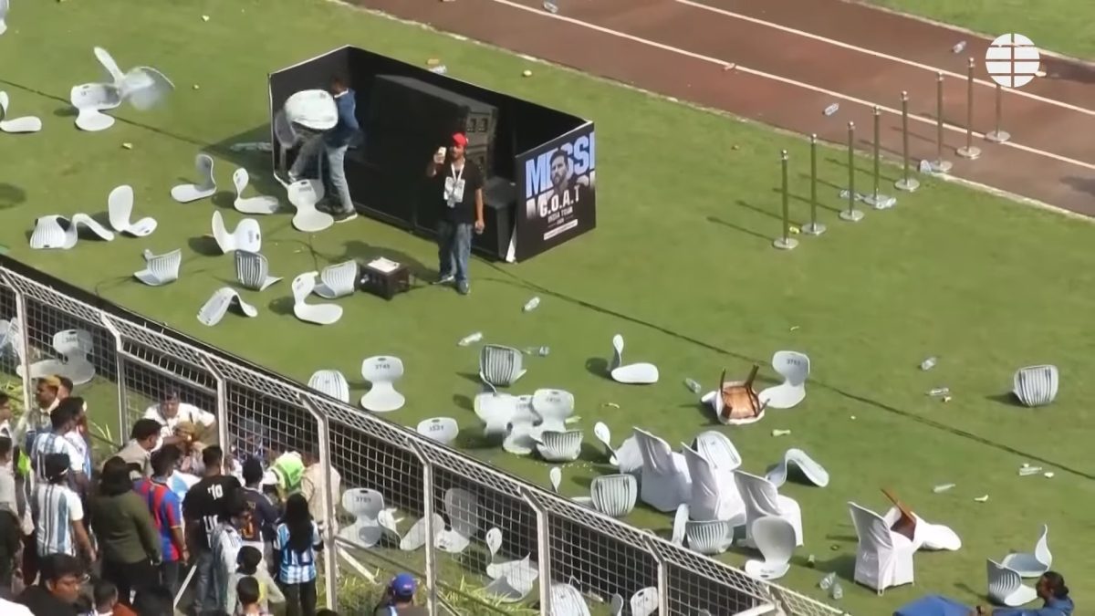 Desorden y frustración por la fugaz visita de Messi a un estadio de la India
