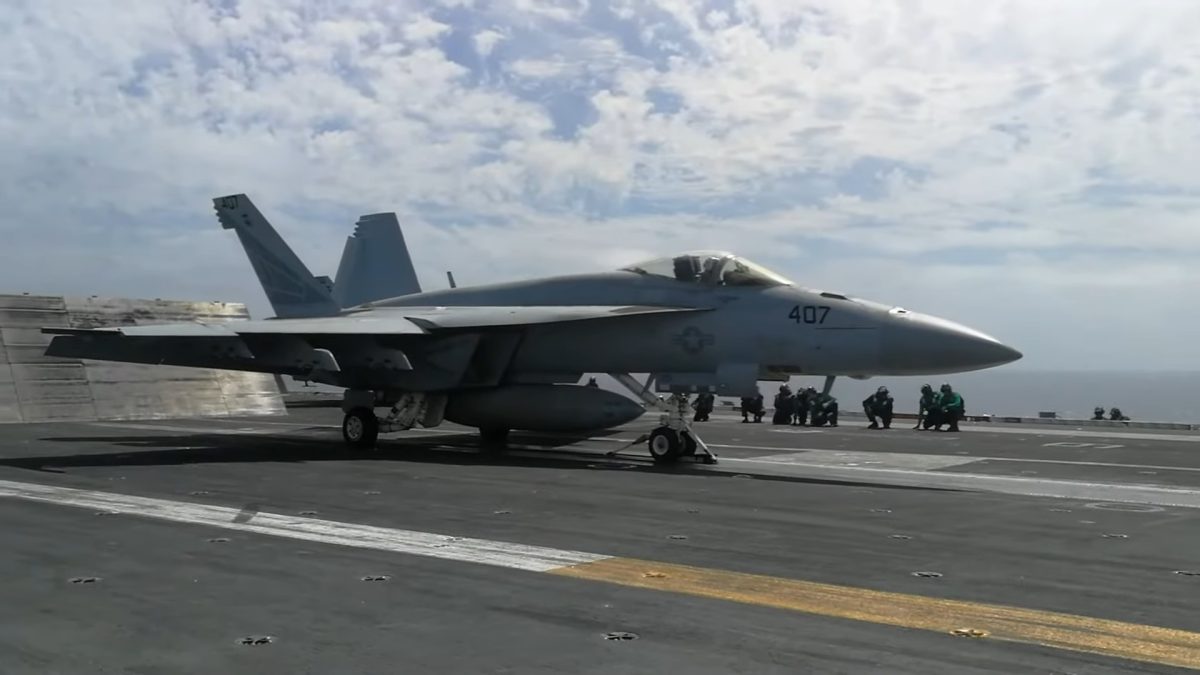 Dos aviones de combate de Estados Unidos volaron sobre el Golfo de Venezuela