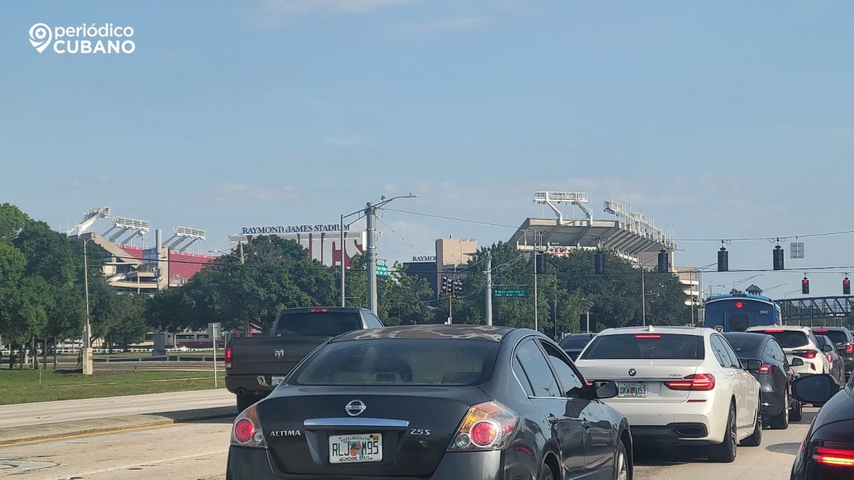 En Florida está prohibido el uso de cualquier objeto que oculte las placas de los vehículos