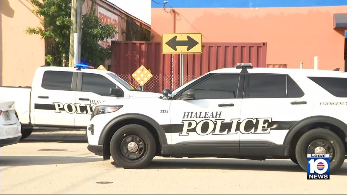 Gran respuesta policial ante un sujeto atrincherado una propiedad de Hialeah