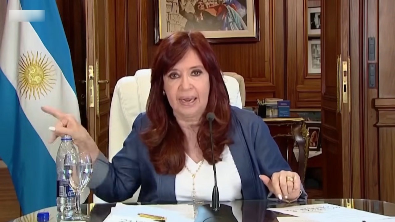 Operan de urgencia a Cristina Fernández, expresidenta de Argentina y sentenciada por corrupción
