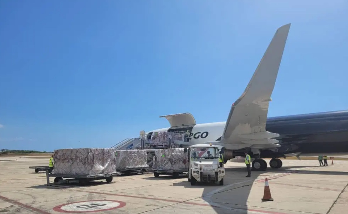 Estados Unidos envía nuevo cargamento de ayuda a Cuba para afectados por el huracán Melissa