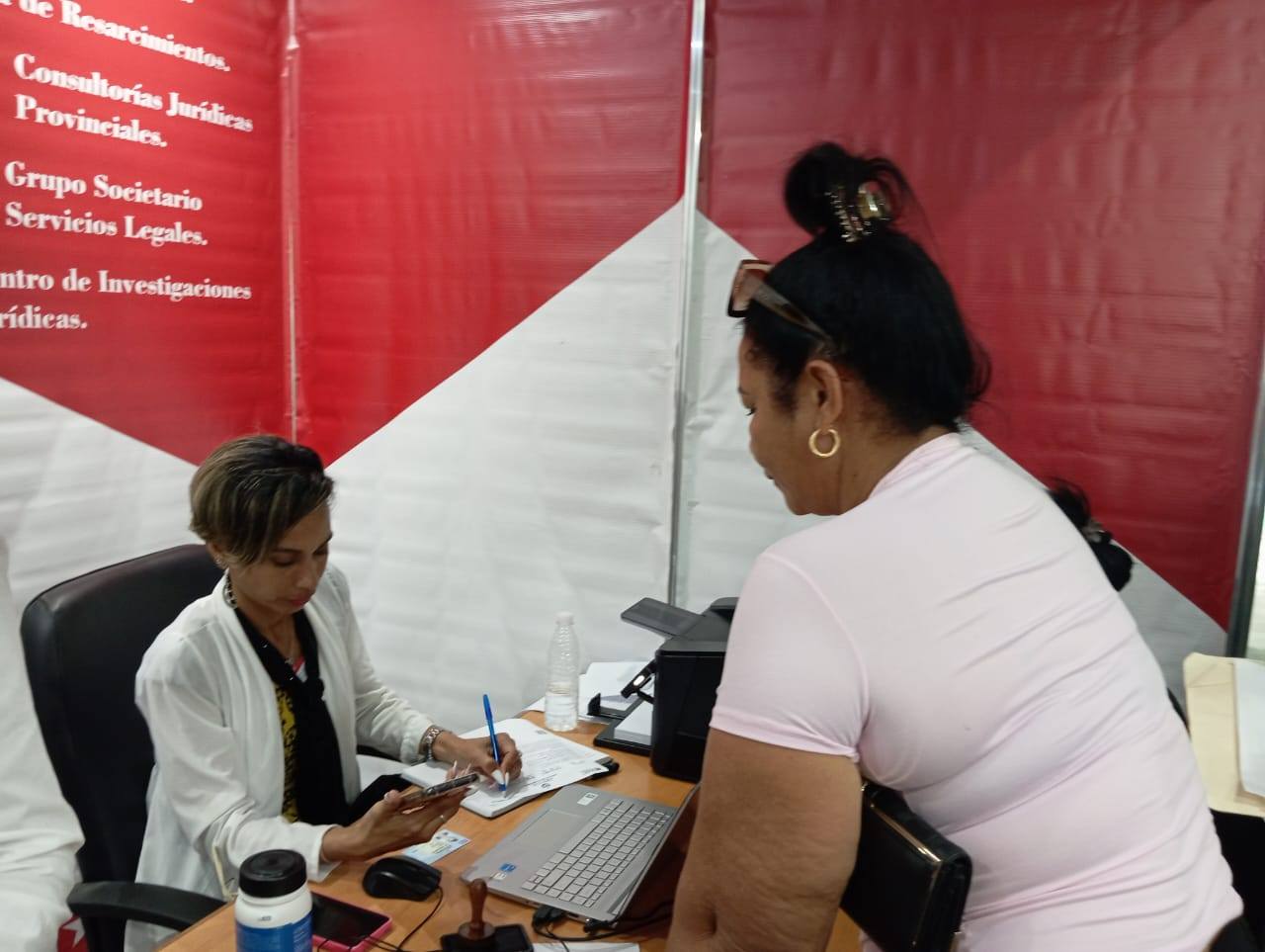 Ministerio de Justicia ya emite documentos notariales digitales con validez internacional