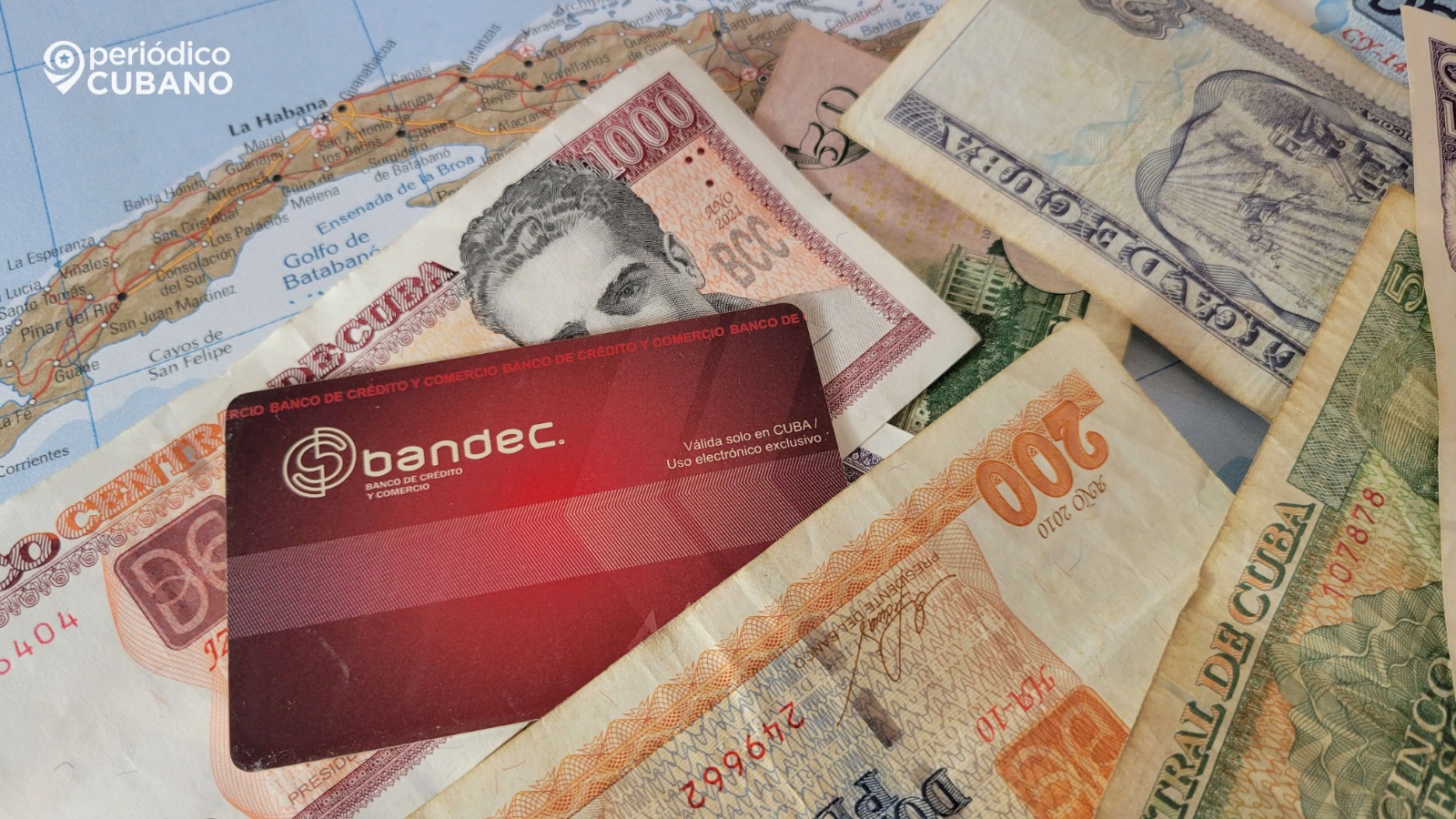 Tasa flotante del Banco Central impulsa “cientos de operaciones diarias” con tarjetas en dólares