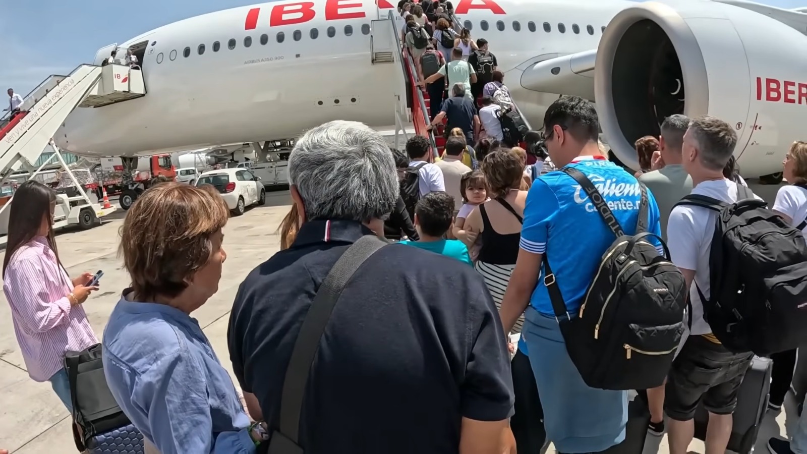 Vuelos a Cuba en Iberia implementa pago de hasta 275 euros por equipaje irregular