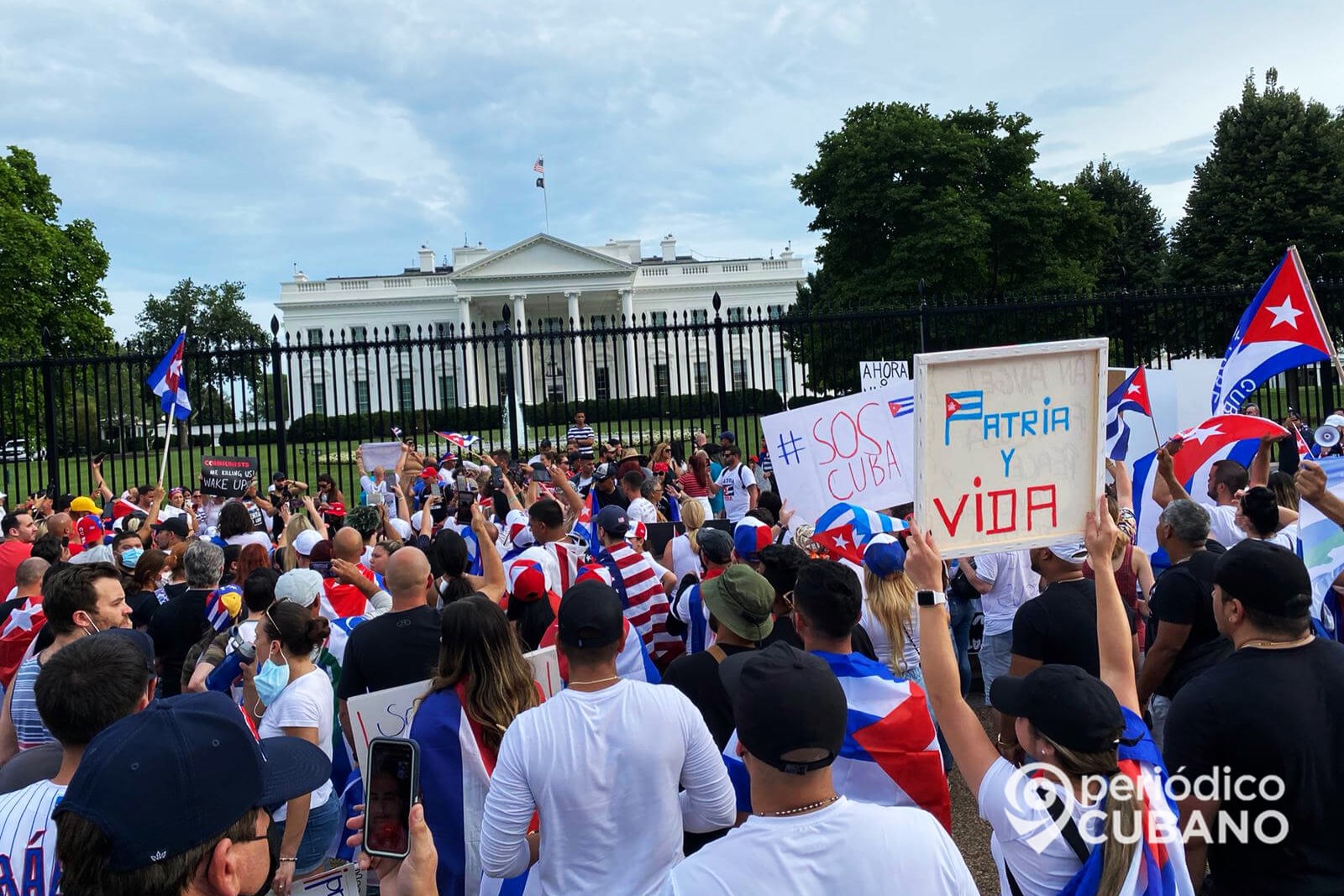 cubanos protestan en Washington frente a la casa blanca (6) (1)