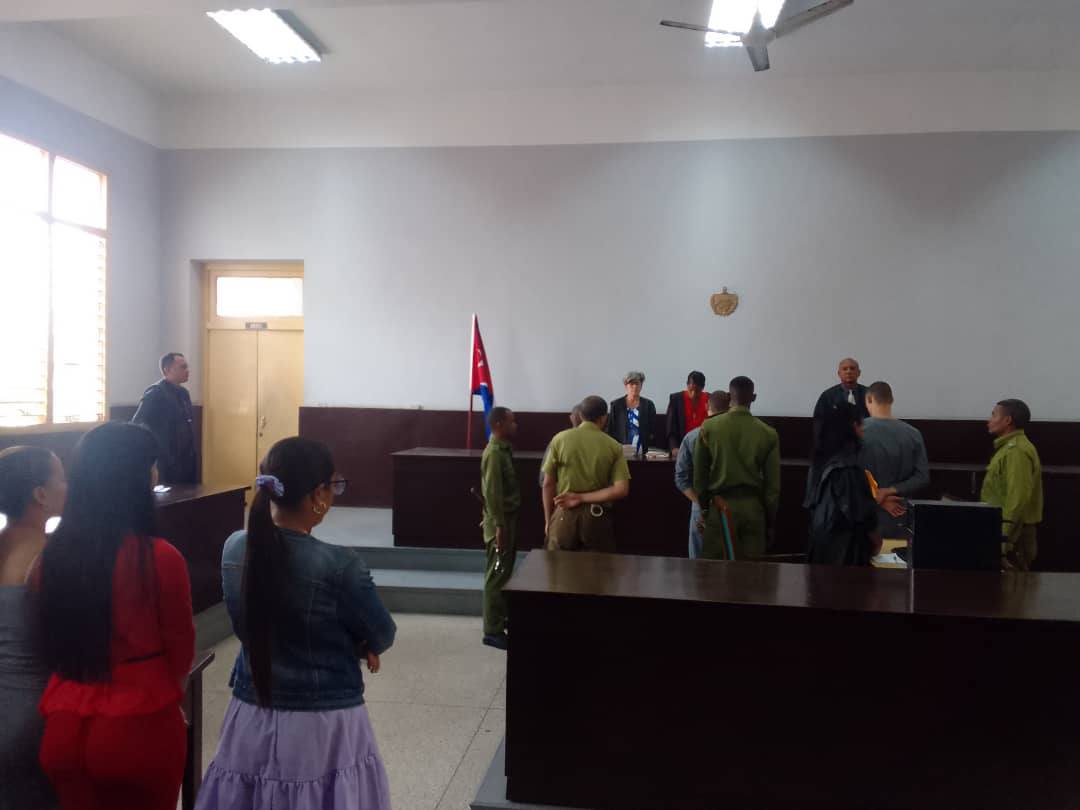 Cadena perpetua para tres hombres por el asesinato de un motorista en Santiago de Cuba