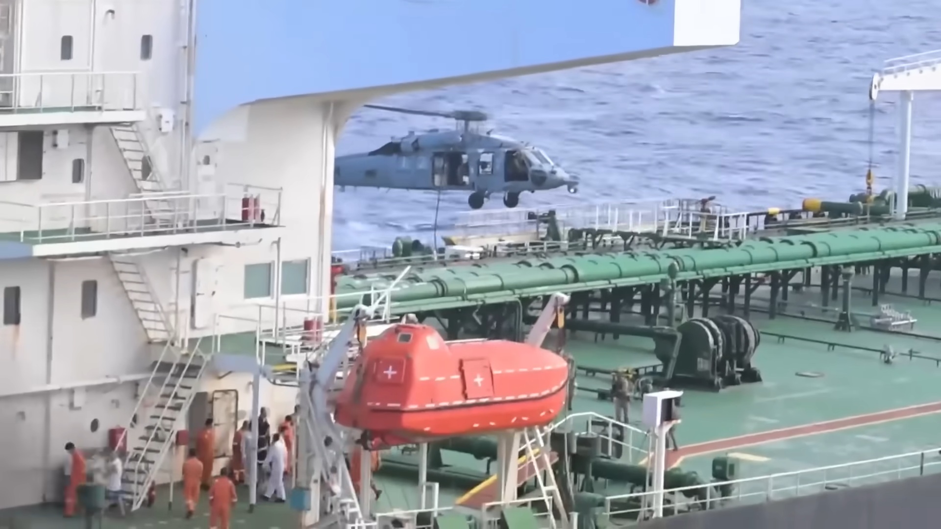 Revelan la captura del buque petrolero Aquila II abandono Venezuela tras el arresto de Maduro