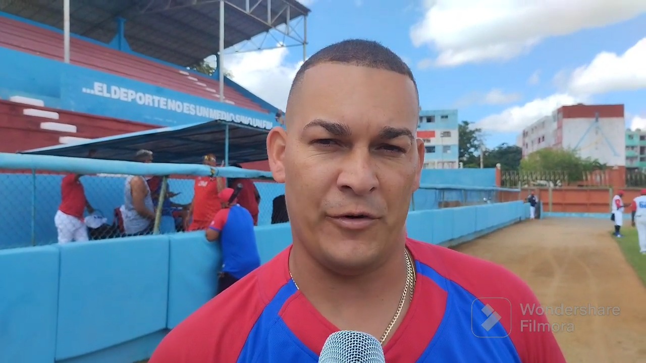 Sancionan al pelotero Yunieski García por agresión a aficionado de Holguín